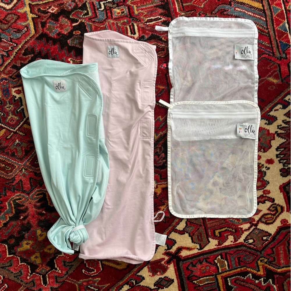 2 Ollie Swaddles Pink&Blue